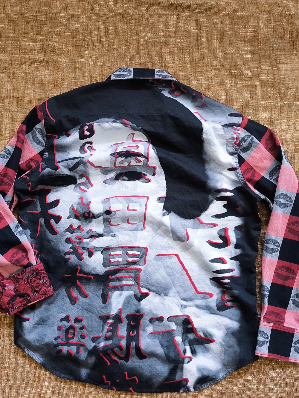 Robert Graham Geisha Girl Button Shirt Sz Large Red/Black Kisses Flannel Unique